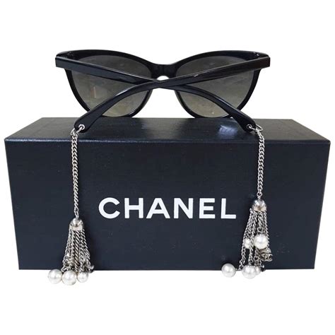 ski goggles chanel|chanel glasses with pearl chain.